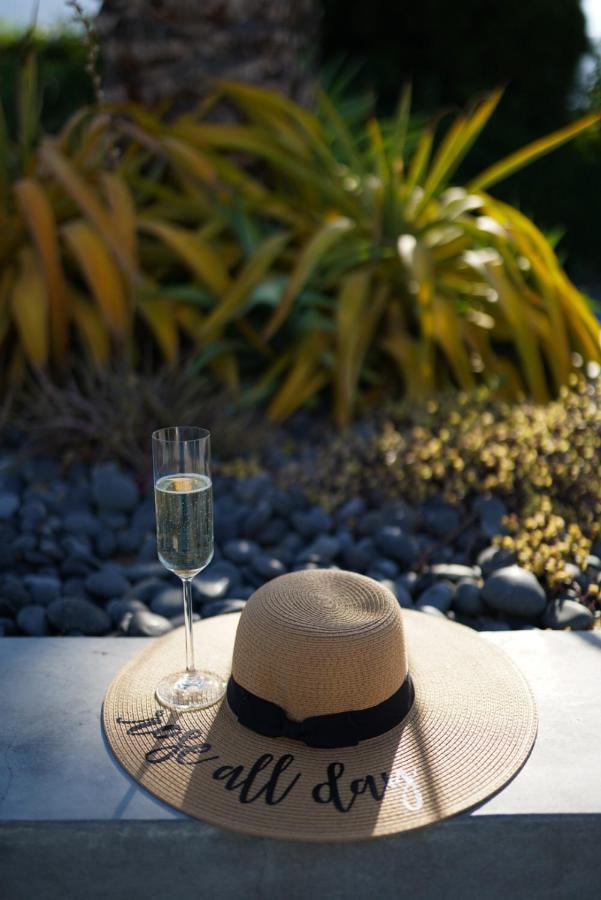 The Good House- Hot Spring Hideaway Hotel Desert Hot Springs Bagian luar foto